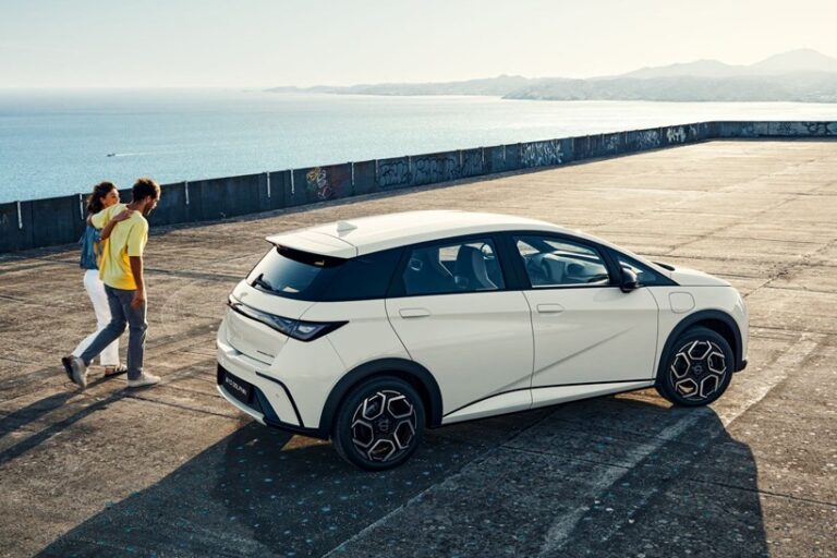 BYD Dolphin: ηλεκτρικό και με τιμή κάτω από 20.000 ευρώ στην Ελλάδα