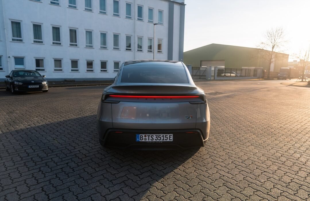 Ανάκληση 14.575 Tesla Model Y λόγω ελλείπουσας ετικέτας