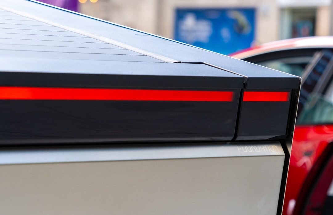 Tesla Solar Roof: Μεγάλη υπόσχεση, μικρή πραγματικότητα